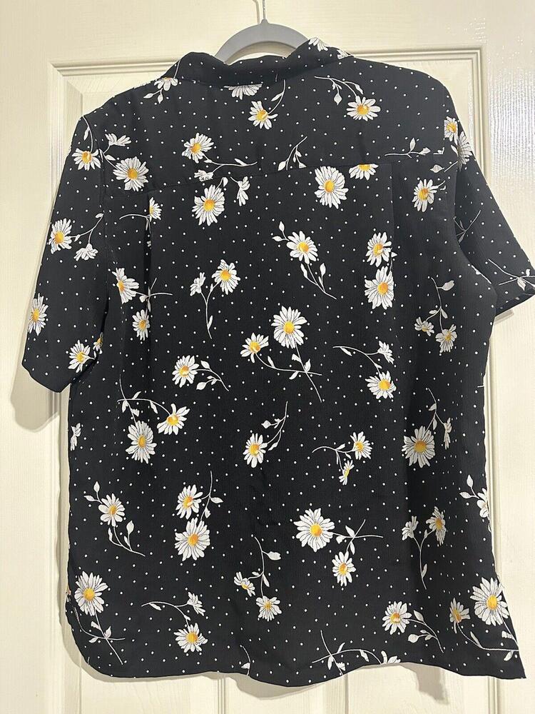 Alfred Dunner Short Sleeve Button Up Black White Floral Polka Dot Blouse SZ 16 - Picture 4 of 8
